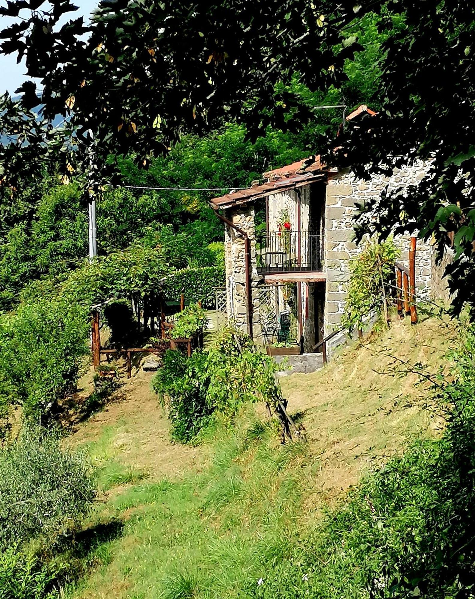 La Casa In Valli 35 Bagni di Lucca Eksteriør bilde